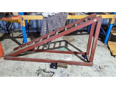 MOSTLY UNRESERVED 4x4 WORKSHOP BUSINESS CLOSURE... - Lot 133