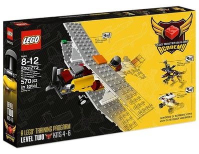 **UNRESERVED** LIFETIME COLLECTION OF LEGO PART... - Lot 326