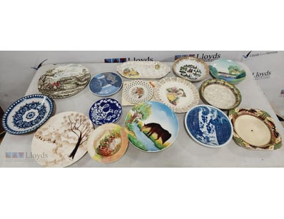ASSORTED DECORATIVE CABINET PLATES INCKUDING REGAL...