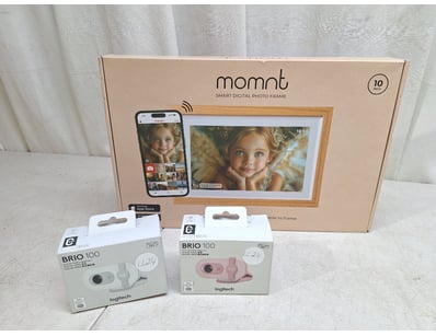 Gadgets, Music & Pastimes (A1005) - Lot 1126