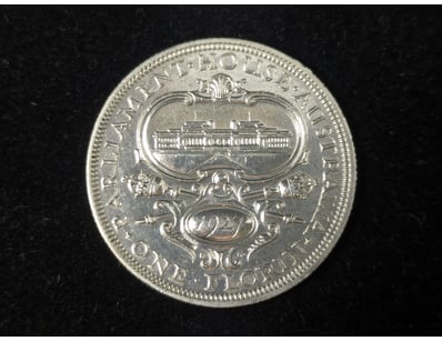 1927 AUSTRALIAN 8 PEARL PARLIAMENT HOUSE FLORIN
...