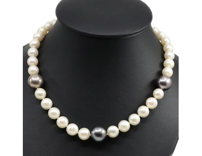 Fine Jewellery Market (A1002) - Lot 526