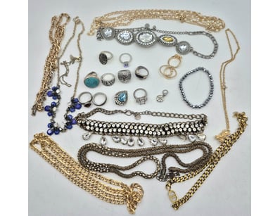 UNRESERVED Affordable Jewellery (A999) - Lot 325