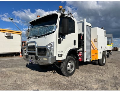2016 Isuzu NPS 75-155 4x4 Service Truck – Mine/Fie...