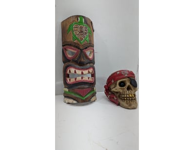 VINTAGE TIKI MASK WITH PIRATE SKULL FIGURINES (MON...