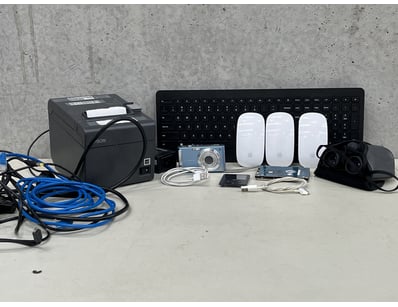 Assorted electronics and accessories, includes app...