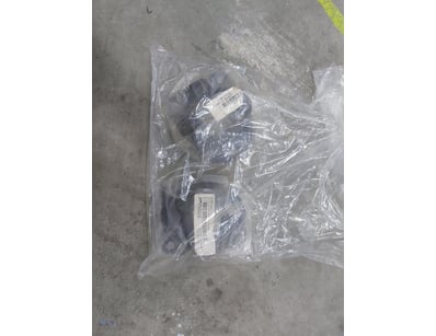 <p><strong>Upper Shock Tower Caps - Pair</strong><...