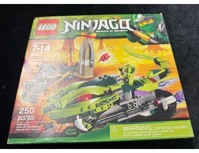 **UNRESERVED** LIFETIME COLLECTION OF LEGO PART... - Lot 605