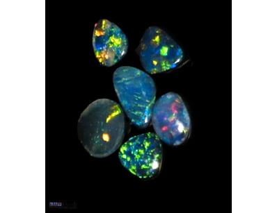 3.2 CARATS PARCEL OF LIGHTNING RIDGE BLACK OPAL DO...
