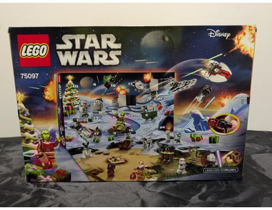 **UNRESERVED** LIFETIME COLLECTION OF LEGO PART... - Lot 757