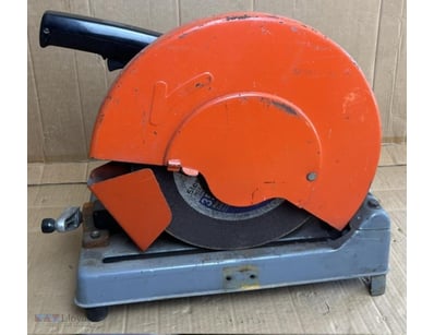 Makita cut off saw. 1 x 2414. 240V. Condition: Not...