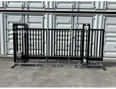 Machinery, Portable Buildings & Gates - Lot 12