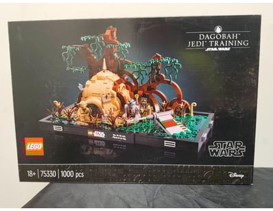 **UNRESERVED** COOKIE'S LIFETIME COLLECTION OF ... - Lot 560