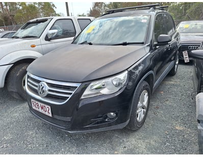 City of Gold Coast Abandoned Vehicles (ON4363) - Lot 125
