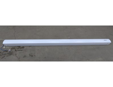 Screen Technics motorised projection screen in whi...