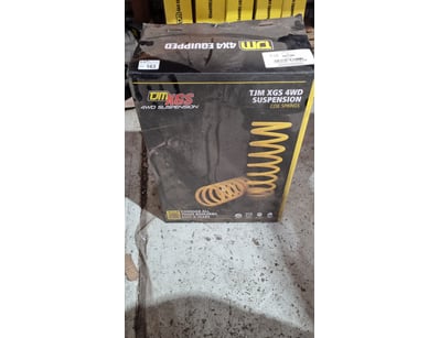 MOSTLY UNRESERVED 4x4 WORKSHOP BUSINESS CLOSURE... - Lot 163