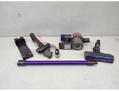 Factory Returned Reconditioned Dysons Liquidati... - Lot 404