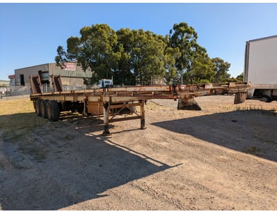 UNRESERVED Ex Commerical Civil Equipment Business... - Lot 4