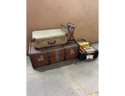 Vintage collection comprising two mid-century suit...
