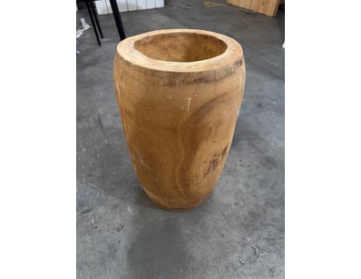 Wooden pot/ornament

