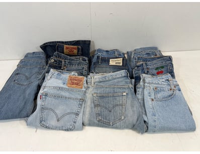 Entire Vintage Clothing Store Liquidation (ON11821) - Lot 16