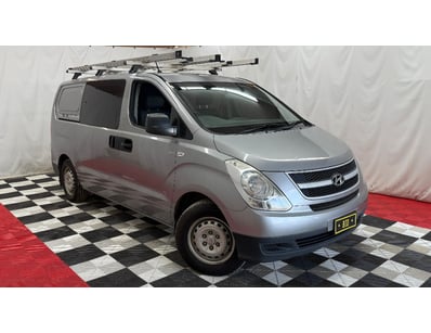 Passenger, Luxury & Commercial Vehicles Auction - Lot 755