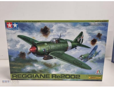 THIS IS THE TAMIYA 1/48 SCALE REGGIANE RE2002 LIMI...