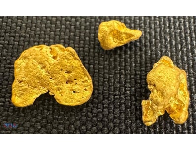 0.989 GRAMS AUSTRALIAN GOLD NUGGETS

Dimensions: H...