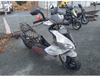 2014 Moped Aprilia VF, Silver , VIN: ZD4VFD005DS05...
