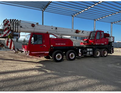 40T Crane Truck (ON4345) - Lot 2