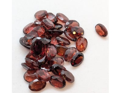 UNRESERVED Diamonds, Gemstones & Opals (A1001) - Lot 303