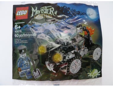 **UNRESERVED** LIFETIME COLLECTION OF LEGO PART... - Lot 392