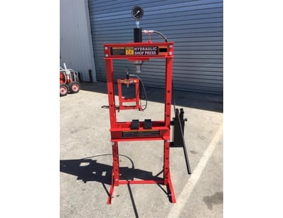 QLD UNUSED Builders, Workshop & Hardware - Lot 28