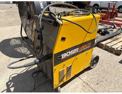 UNRESERVED Heavy Vehicle Mechanic Business Closu... - Lot 36