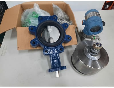 Assorted Fittings, Includes Valve, meter and more
...