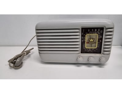 Antique & Vintage Showcase (A979) - Lot 2300