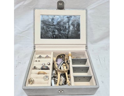 Antique, Vintage & Rugs (A1001) - Lot 2004