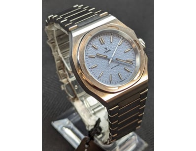 Affordable Watch Market (A1000) - Lot 506