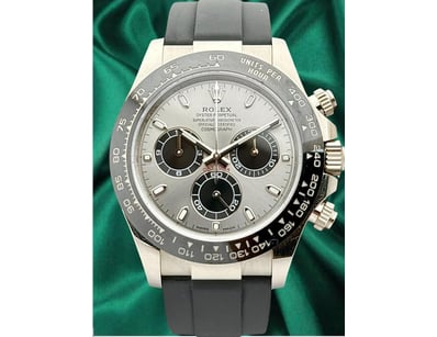 Luxury Watches (A977) - Lot 106