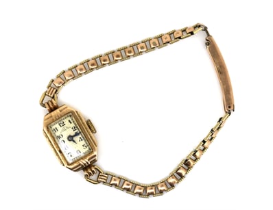 Timeless Treasures For Him & Her (A977) - Lot 900