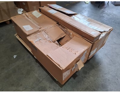 UNRESERVED Trimble Equipment & Accessories Ware... - Lot 109