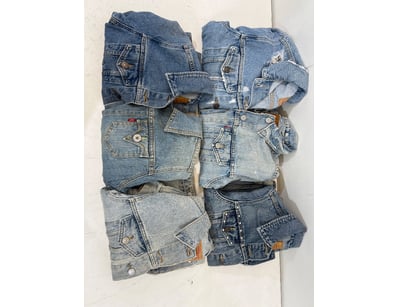 Entire Vintage Clothing Store Liquidation (ON11... - Lot 114