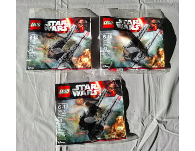 **UNRESERVED** LIFETIME COLLECTION OF LEGO PART... - Lot 376