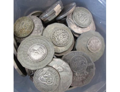 Vintage Estate Jewellery & Collectables (A981) - Lot 69