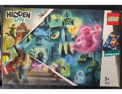 **UNRESERVED** LIFETIME COLLECTION OF LEGO PART... - Lot 574