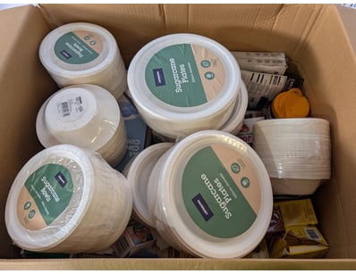 Major Retailer Office Supplies and Furniture - ... - Lot 195