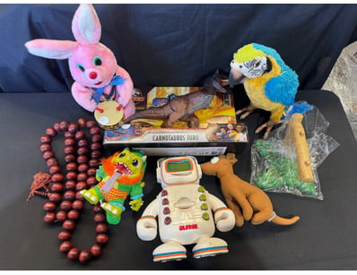 VINTAGE TOY COLLECTION - 1990S ACTION FIGURES AND ...