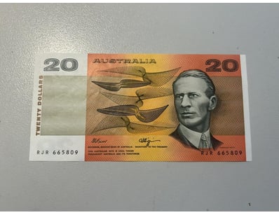 Banknotes & Coins (A999) - Lot 605