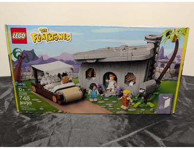 **UNRESERVED** LIFETIME COLLECTION OF LEGO PART... - Lot 328