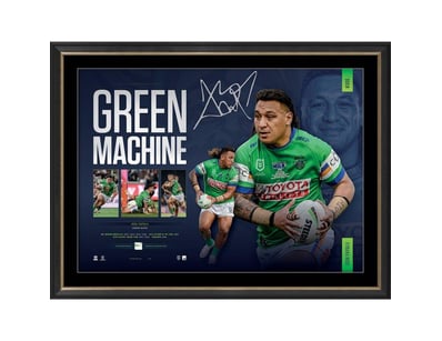 Iconic Memorabilia (A978) - Lot 154